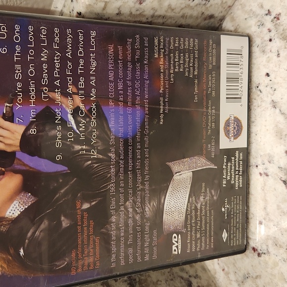 Shania Twain Up! Close and Personal Concert DVD - Picture 4 of 4